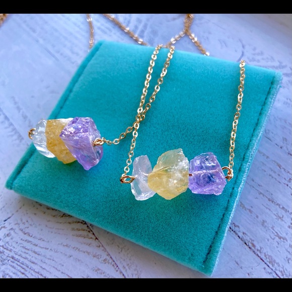 Mix raw gemstone necklace - Picture 1 of 8